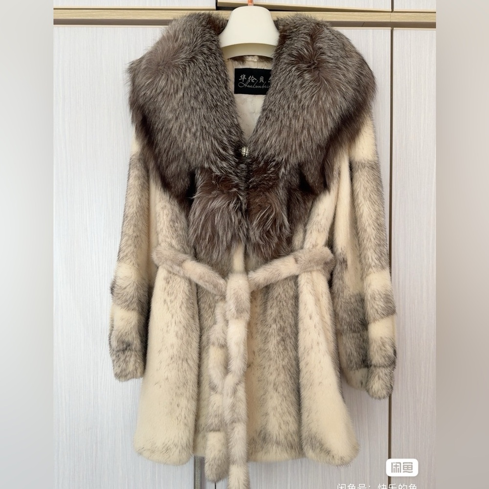 100% Luxurious real female mink Cream and Gray Coat